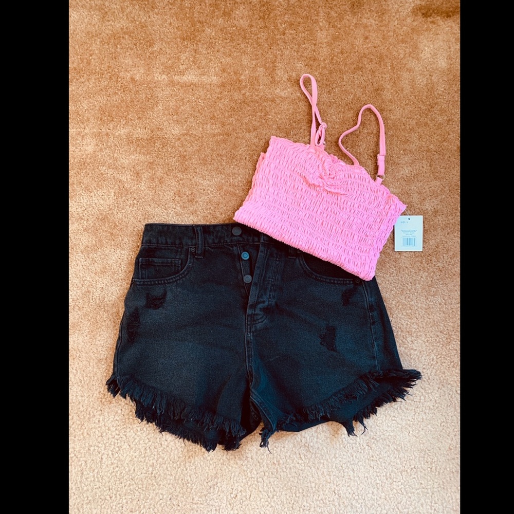 Pink tank top